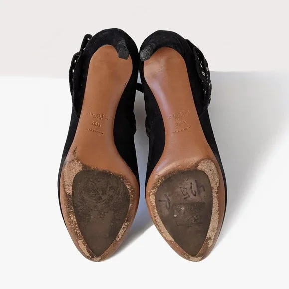 Alaïa Black Suede Grommet Embellished Ruffled Ankle Boots | Size 38.5 - Picture 8 of 16